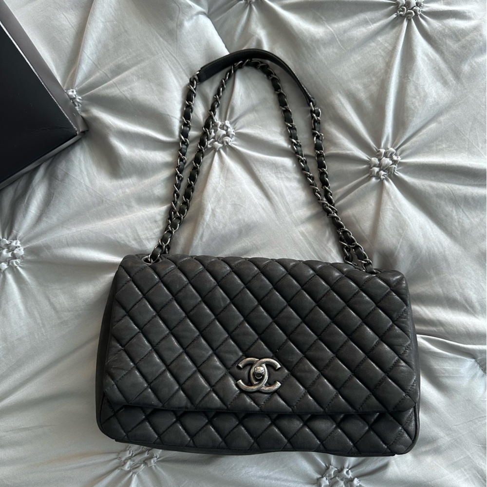 Chanel Iridescent CC Black Calfskin
Quilted Large Bubble Flap Bag (2012)